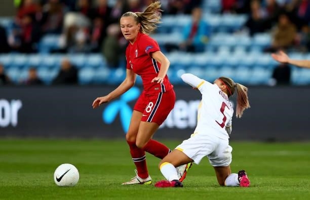 Vilde Boe Risa of Norway challenges Ani Karapetyan of Armenia during the FIFA Women's World Cup 2023 Qualifier group F match between Norway and...