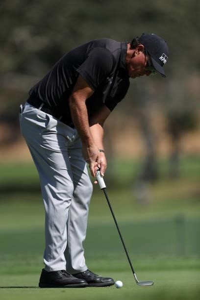 Phil Mickelson putts on the eighth hole during round one of the Fortinet Championship at Silverado Resort and Spa on September 16, 2021 in Napa,...