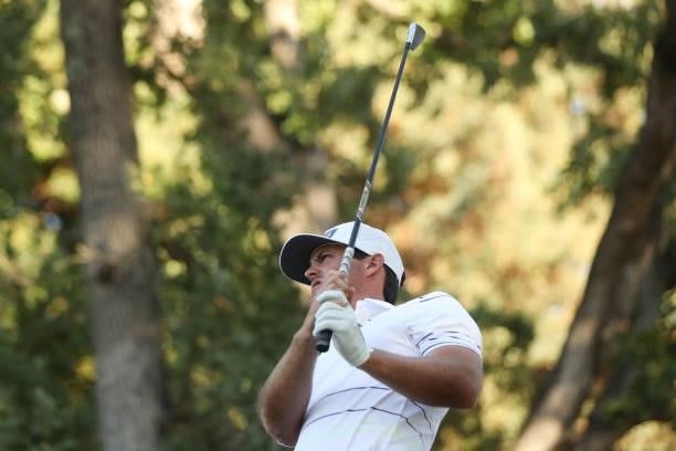 Mito Pereira hits his tee shot on the 15th hole during round one of the Fortinet Championship at Silverado Resort and Spa on September 16, 2021 in...