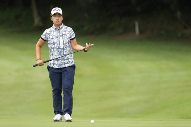 Hee-Kyung Bae of South Korea putts on the 9th hole during the first round of the Sumitomo Life Vitality Ladies Tokai Classic at Shin Minami Aichi...