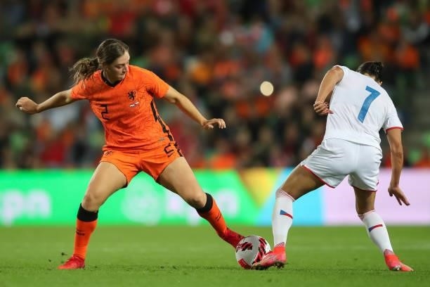 Aniek Nouwen of Netherlands challenges Lucie Martinkova of Czech Republic during the FIFA Women's World Cup 2023 Qualifier group C match between...