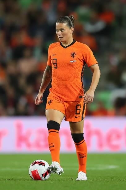 Sherida Spitse of Netherlands in action during the FIFA Women's World Cup 2023 Qualifier group C match between Netherlands and Czech Republic at...