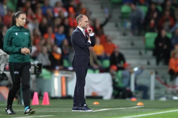 Mark Parsons, Head coach of Netherlands reacts during the FIFA Women's World Cup 2023 Qualifier group C match between Netherlands and Czech Republic...