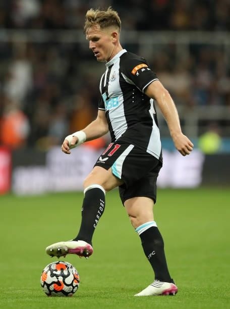 Matt Ritchie of Newcastle United controls the ball during the Premier League match between Newcastle United and Leeds United at St. James Park on...