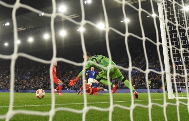 Harvey Barnes beats goalkeeper David Ospina of SSC Napoli to score the second goal for Leicester City with Patson Daka during the UEFA Europa League...