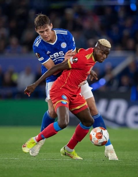 Victor Osimhen of SSC Napoli and Jannik Vestergaard of Leicester City during the UEFA Europa League group C match between Leicester City and SSC...
