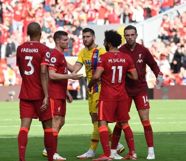 Mohamed Salah of Liverpoolwith his teamates at the end of the Premier League match between Liverpool and Crystal Palace at Anfield on September 18,...