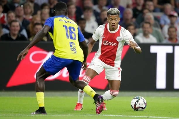 Alex Bangura of SC Cambuur, David Neres of Ajax during the Dutch Eredivisie match between Ajax and SC Cambuur at Johan Cruijff ArenA on September 18,...