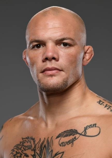 Anthony Smith poses for a portrait after his victory at UFC APEX on September 18, 2021 in Las Vegas, Nevada.