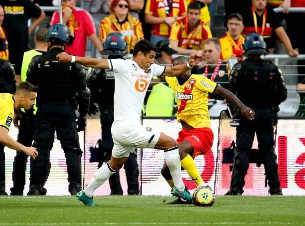 Benjamin Andre of Lille during the Ligue 1 Uber Eats match between RC Lens and Lille OSC at Stade Bollaert-Delelis on September 18, 2021 in Lens,...