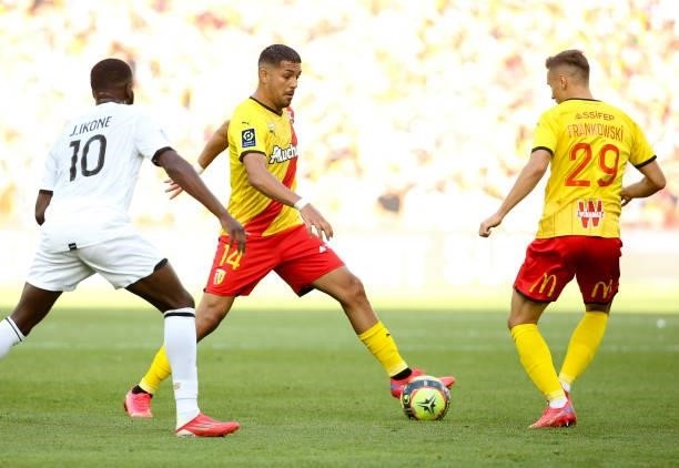 Facundo Medina of Lens during the Ligue 1 Uber Eats match between RC Lens and Lille OSC at Stade Bollaert-Delelis on September 18, 2021 in Lens,...