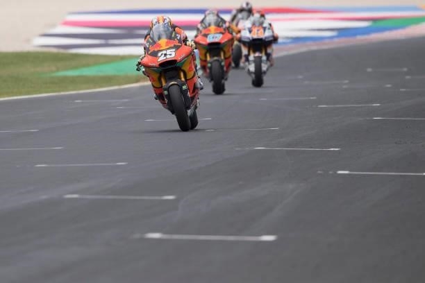 Raul Fernandez of Spain and Red Bull KTM Ajo leads the field during the Moto2 race during the MotoGP Of San Marino - Race at Misano World Circuit on...