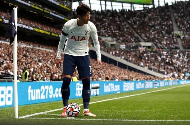 Heung-Min Son of Tottenham Hotspur prepares to take a corner during the Premier League match between Tottenham Hotspur and Chelsea at Tottenham...