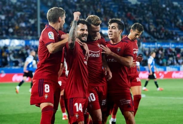 Roberto Torres of CA Osasuna celebrates after scoring his team's second goal during the La Liga Santander match between Deportivo Alaves and CA...