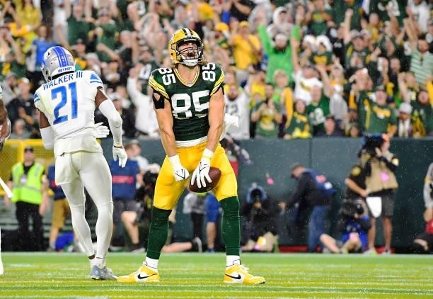 Robert Tonyan of the Green Bay Packers celebrates a touchdown against the Detroit Lions during the second half at Lambeau Field on September 20, 2021...