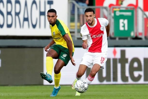 Deroy Duarte of Fortuna Sittard and Noussair Mazraoui of Ajax during the Dutch Eredivisie match between Fortuna Sittard and Ajax at Fortuna Sittard...