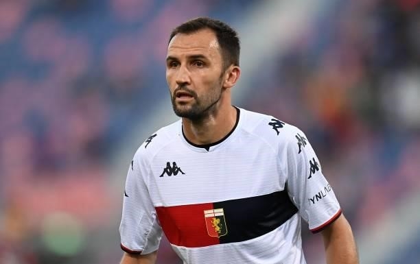 Milan Badelj of Genoa CFC looks on during the Serie A match between Bologna FC v Genoa CFC at Stadio Renato Dall'Ara on September 21, 2021 in...