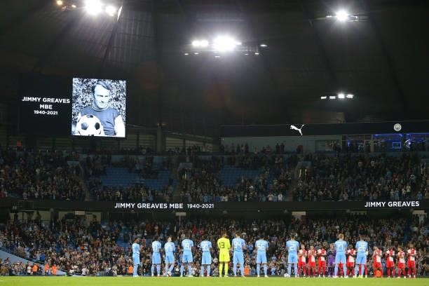 Players of Manchester City and Wycombe Wanderers observe a minutes applause in memory of Jimmy Greaves MBE ahead of the Carabao Cup Third Round match...