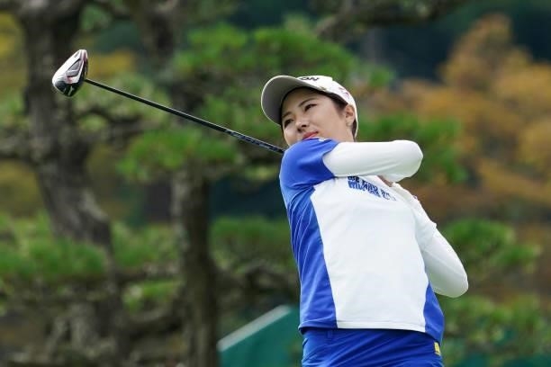 Hiromu Ono of Japan hits her tee shot on the 1st hole during the first round of the Chugoku Shimbun Chupea Ladies Cup at the Geinan Country Club on...
