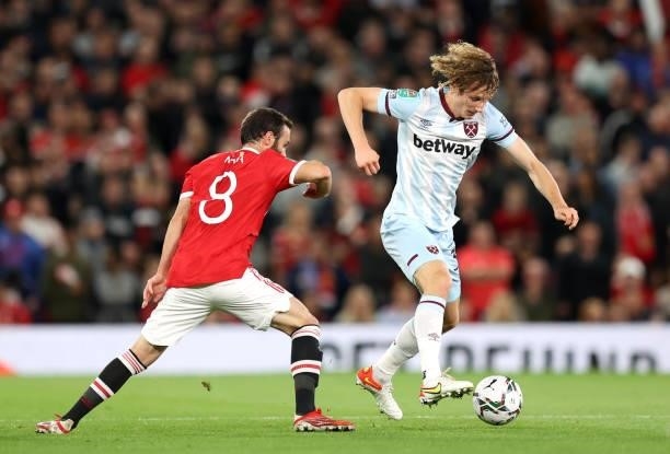 Alex Kral of West Ham takes on Juan Mata of Manchester United during the Carabao Cup Third Round match between Manchester United and West Ham United...