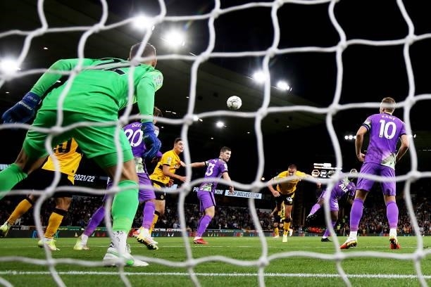 Leander Dendoncker of Wolverhampton Wanderers scores his team's first goal during the Carabao Cup Third Round match between Wolverhampton Wanderers...