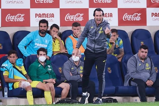 Unai Emery of Villarreal CF reacts during the La Liga Santander match between Villarreal CF and Elche CF at Estadio de la Ceramica on September 22,...