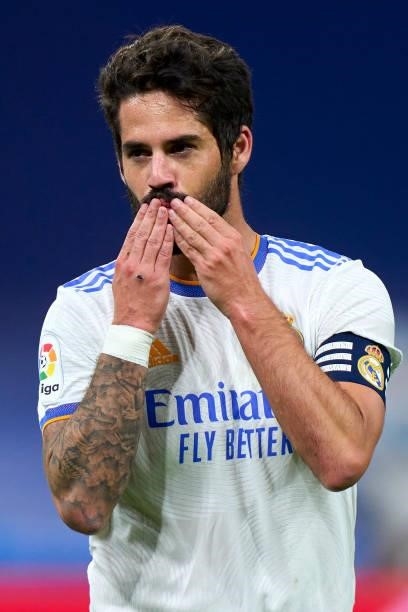 Isco of Real Madrid CF celebrates after scoring his team's forth goal during the La Liga Santander match between Real Madrid CF and RCD Mallorca at...