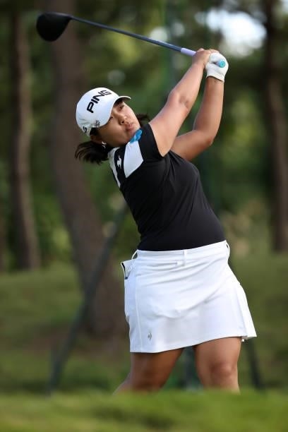 Ai Suzuki of Japan hits her tee shot on the 18th hole during the first round of the Miyagi TV Cup Dunlop Ladies Open at Rifu Golf Club on September...