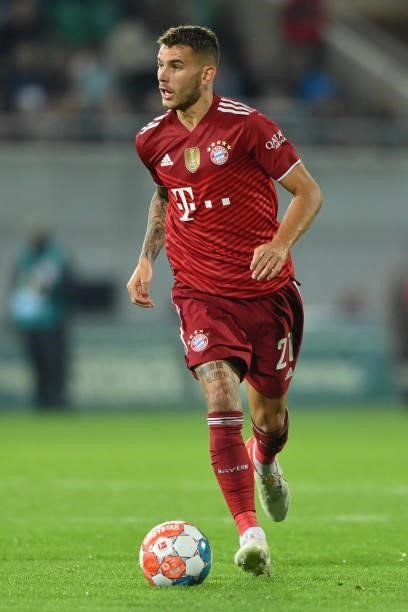 Lucas Hernandez of FC Bayern Muenchen plays the ball during the Bundesliga match between SpVgg Greuther Fürth and FC Bayern München at Sportpark...