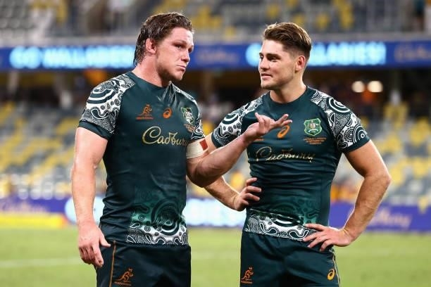 Michael Hooper of the Wallabies talks to James O'Connor of the Wallabies after winning The Rugby Championship match between the Australian Wallabies...