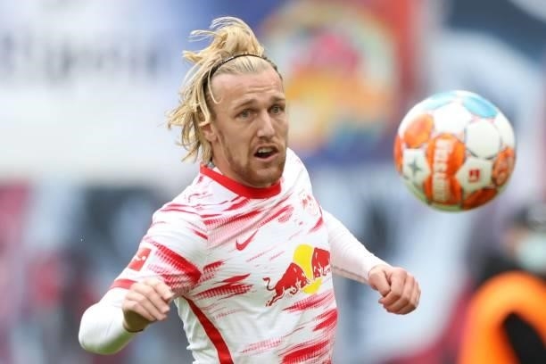 Emil Forsberg of Leipzig runs with the ball during the Bundesliga match between RB Leipzig and Hertha BSC at Red Bull Arena on September 25, 2021 in...