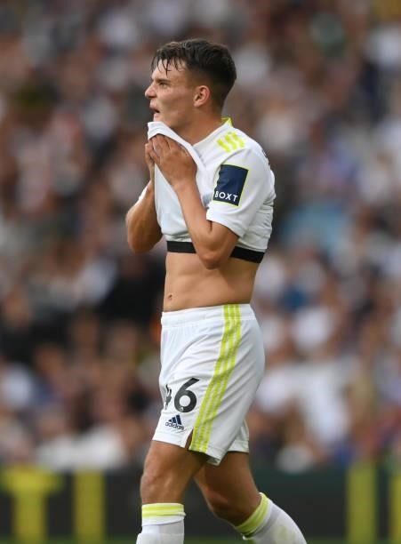 Leeds player Jamie Shackleton reacts dejectedly during the Premier League match between Leeds United and West Ham United at Elland Road on September...