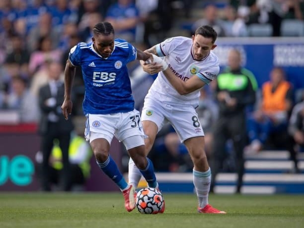 Ademola Lookman of Leicester City and Josh Brownhill of Burnley in action during the Premier League match between Leicester City and Burnley at The...