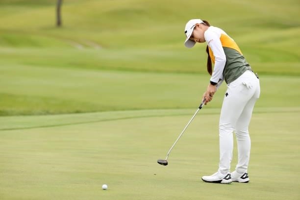 Asuka Kashiwabara of Japan attempts a putt on the 8th green during the final round of the Miyagi TV Cup Dunlop Ladies Open at Rifu Golf Club on...