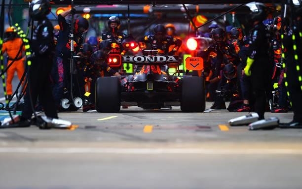 Max Verstappen of the Netherlands driving the Red Bull Racing RB16B Honda makes a pitstop during the F1 Grand Prix of Russia at Sochi Autodrom on...
