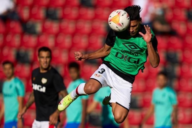 Radamel Falcao of Rayo Vallecano warming up prior the game during the La Liga Santander match between Rayo Vallecano and Cadiz CF