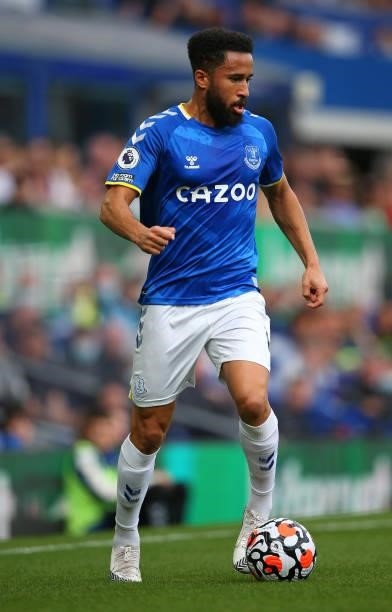 Andros Townsend of Everton runs with the ball during the Premier League match between Everton and Norwich City at Goodison Park on September 25, 2021...