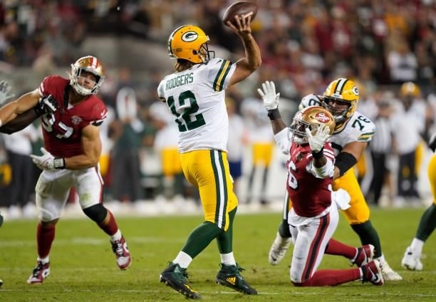 Aaron Rodgers of the Green Bay Packers throws a pass during the fourth quarter against the San Francisco 49ers in the game at Levi's Stadium on...