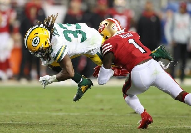 Aaron Jones of the Green Bay Packers rushes during the fourth quarter against the San Francisco 49ers in the game at Levi's Stadium on September 26,...