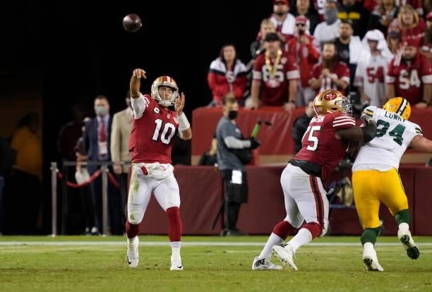 Jimmy Garoppolo of the San Francisco 49ers throws a pass during the fourth quarter against the Green Bay Packers in the game at Levi's Stadium on...