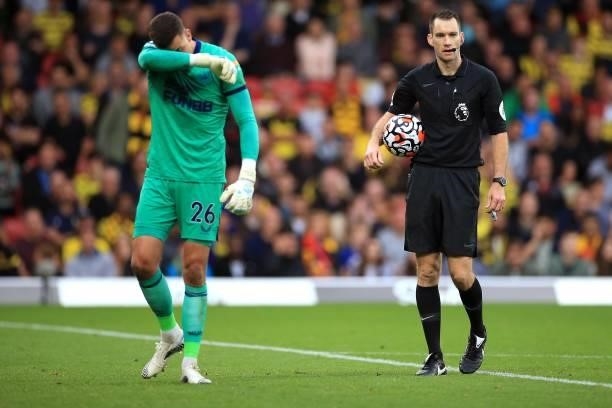 Karl Darlow of Newcastle United reacts to Referee Jarred Gillett during the Premier League match between Watford and Newcastle United at Vicarage...