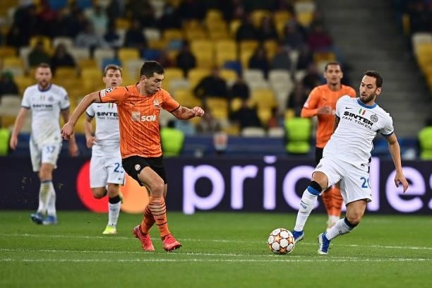 Hakan Calhanoglu of FC Internazionale in action during the UEFA Champions League group D match between Shakhtar Donetsk and Inter at Metalist Stadium...