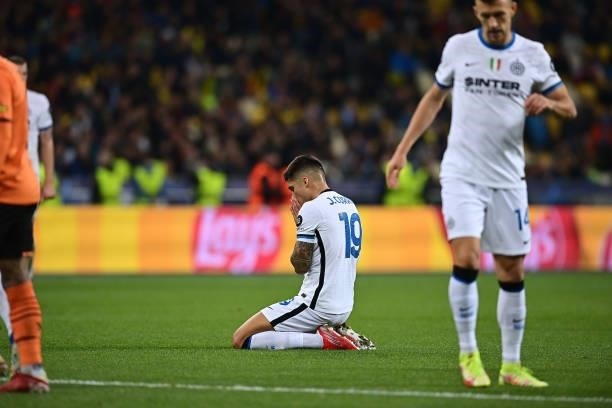Joaquin Correa of FC Internazionale looks dejected during the UEFA Champions League group D match between Shakhtar Donetsk and Inter at Metalist...