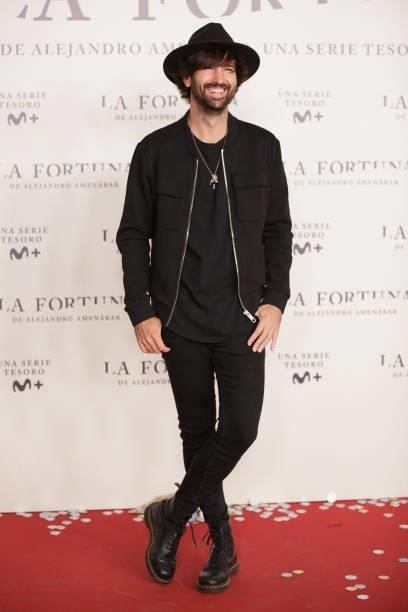 David Otero attends the photocall of 'La Fortuna' premiere at Hotel VP Plaza España Design on September 28, 2021 in Madrid, Spain. 'La Fortuna' is a...