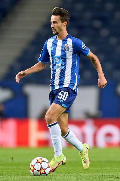 Fabio Vieira of FC Porto in action during the UEFA Champions League group B match between FC Porto and Liverpool FC at Estadio do Dragao on September...