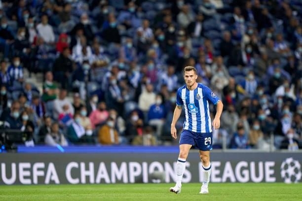 Toni Martinez of FC Porto looks on during the UEFA Champions League group B match between FC Porto and Liverpool FC at Estadio do Dragao on September...