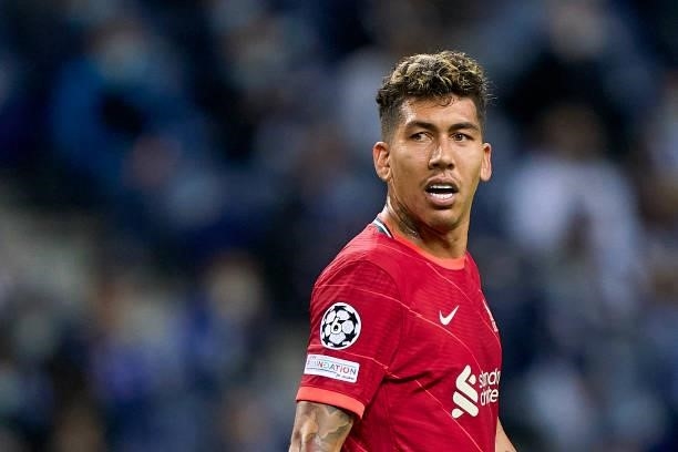 Roberto Firmino of Liverpool FC looks on during the UEFA Champions League group B match between FC Porto and Liverpool FC at Estadio do Dragao on...