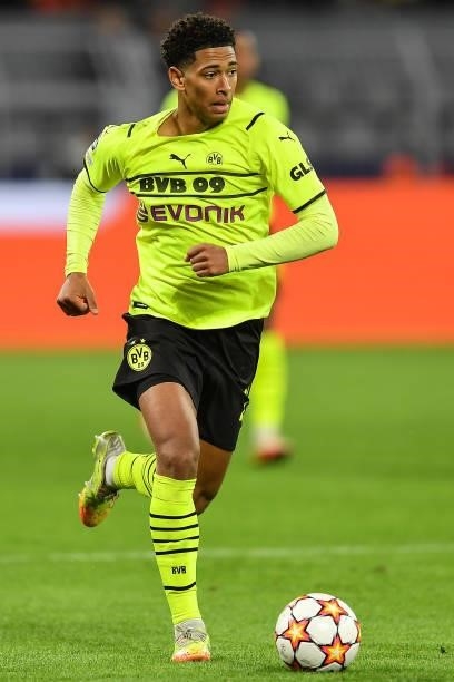 Jude Bellingham of Dortmund runs with the ballduring the UEFA Champions League group C match between Borussia Dortmund and Sporting CP at Signal...