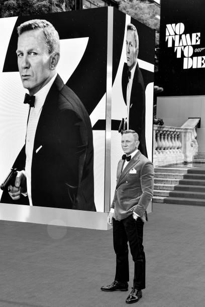 Daniel Craig attends the World Premiere of "NO TIME TO DIE