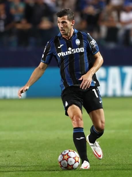 Remo Freuler of Atalanta BC in action during the UEFA Champions League group F match between Atalanta and BSC Young Boys at Gewiss Stadium on...